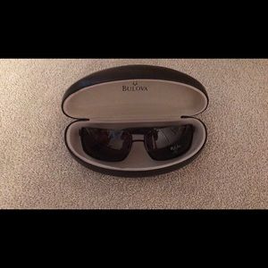 Bulova Unisex gunmetal sunglasses